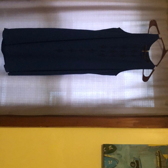 Dress - Picture 2 of 5